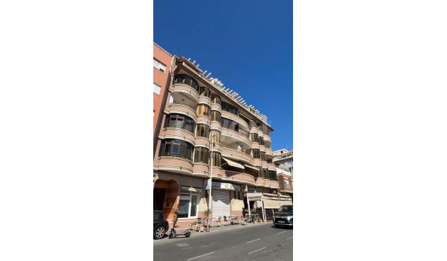 Mieszkanie w bloku - Odsprzedaż - Torrevieja - Acequion