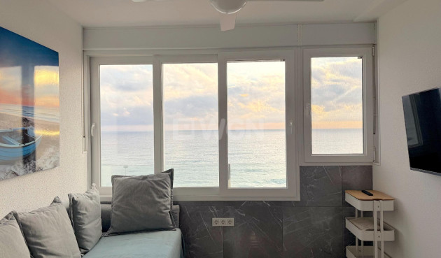 Mieszkanie w bloku - Odsprzedaż - Torrevieja - Cabo Cervera