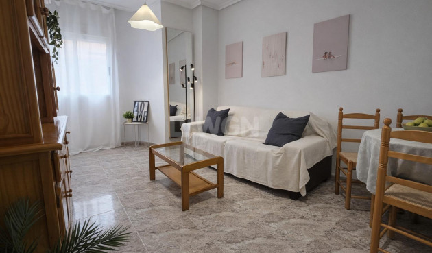 Mieszkanie w bloku - Odsprzedaż - Torrevieja - Centro - Muelle Pesquero