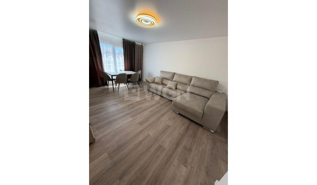 Mieszkanie w bloku - Odsprzedaż - Torrevieja - Centro