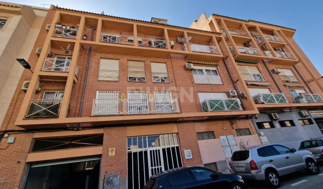 Mieszkanie w bloku - Odsprzedaż - Torrevieja - Centro