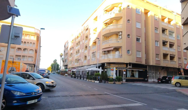 Mieszkanie w bloku - Odsprzedaż - Torrevieja - Centro