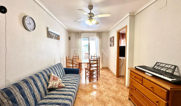 Mieszkanie w bloku - Odsprzedaż - Torrevieja - Centro