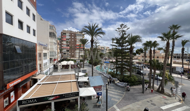 Mieszkanie w bloku - Odsprzedaż - Torrevieja - Costa Blanca