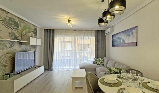 Mieszkanie w bloku - Odsprzedaż - Torrevieja - Costa Blanca