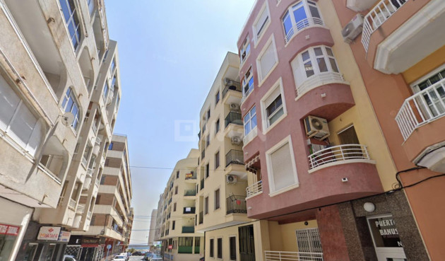 Mieszkanie w bloku - Odsprzedaż - Torrevieja - Costa Blanca