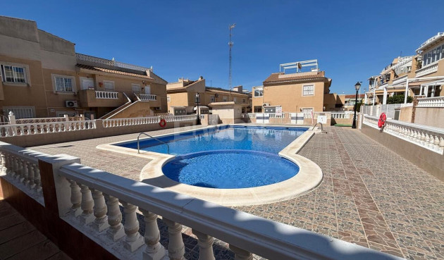 Mieszkanie w bloku - Odsprzedaż - Torrevieja - Costa Blanca