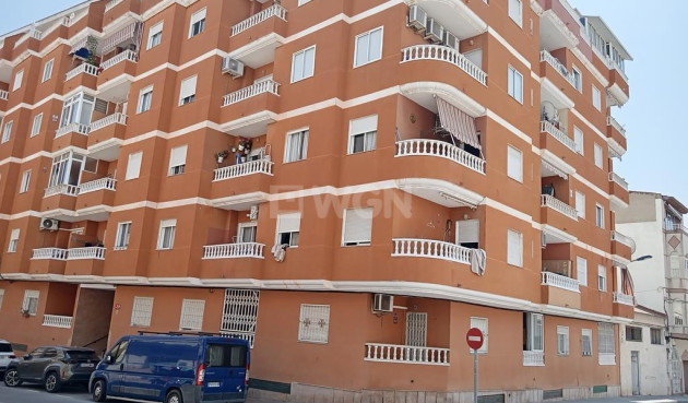 Mieszkanie w bloku - Odsprzedaż - Torrevieja - El Molino