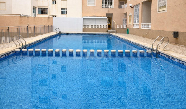 Mieszkanie w bloku - Odsprzedaż - Torrevieja - Habaneras