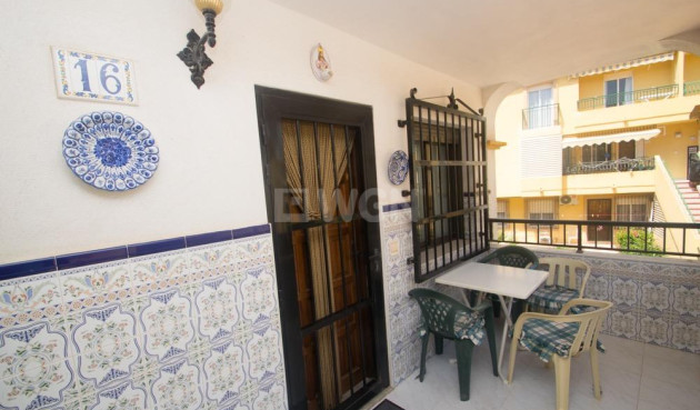 Mieszkanie w bloku - Odsprzedaż - Torrevieja - Mar Azul