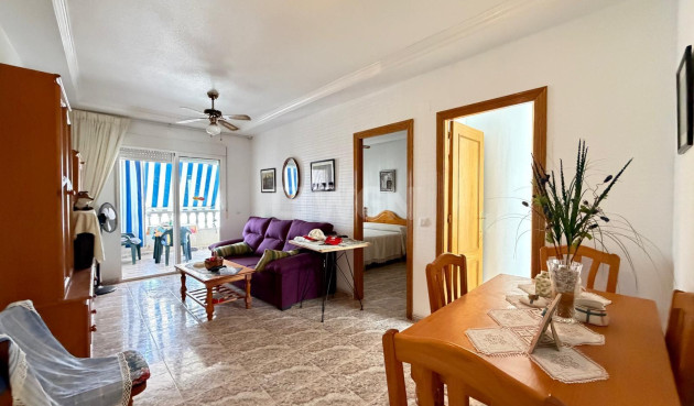 Mieszkanie w bloku - Odsprzedaż - Torrevieja - Playa del Cura