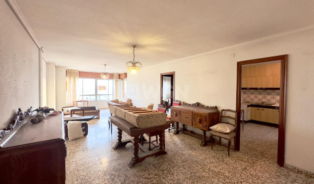 Mieszkanie w bloku - Odsprzedaż - Torrevieja - Torrevieja