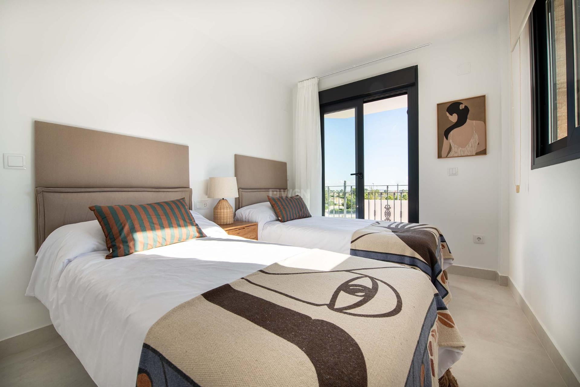 Neue Gebäude - Bungalow - Cox - San Fernando