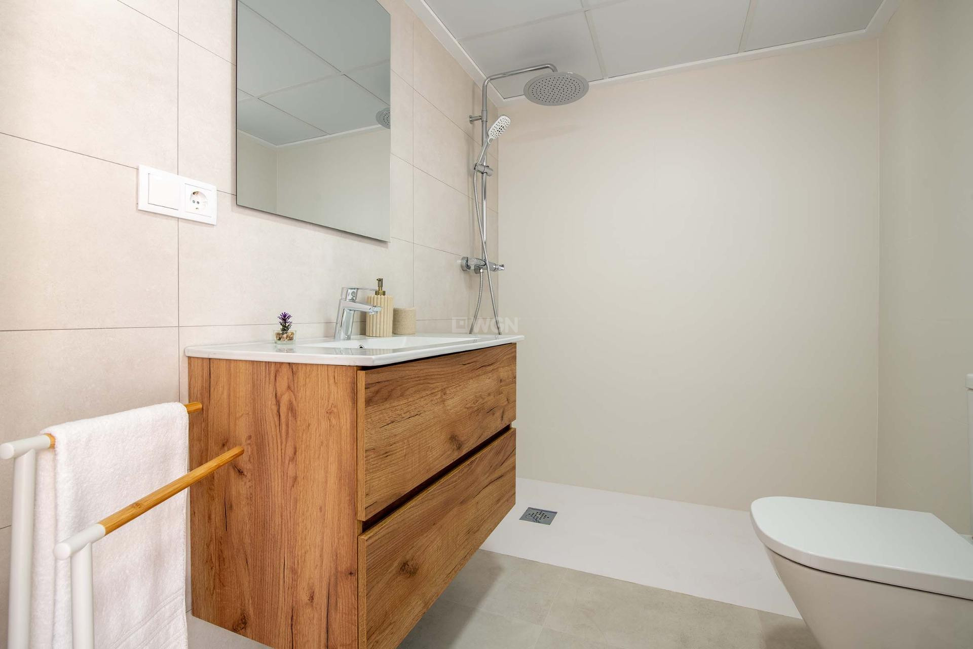 Neue Gebäude - Bungalow - Cox - San Fernando