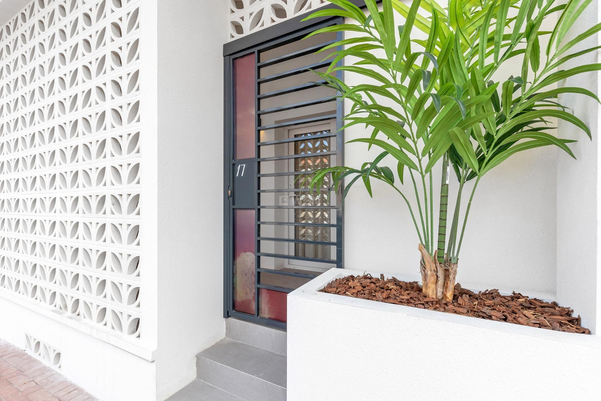 New Build - Apartment / flat - Torrevieja - Playa Los Naufragos