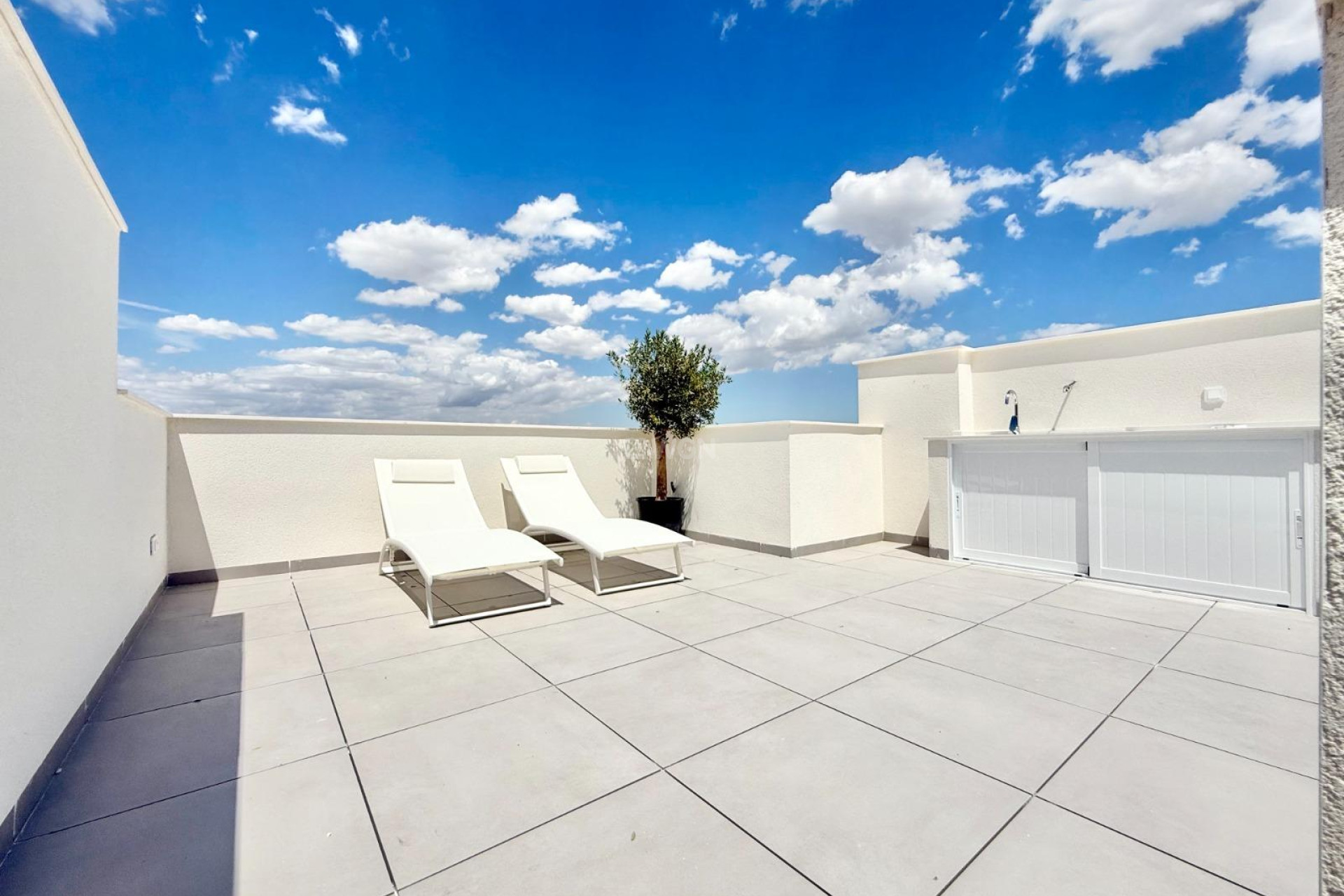 New Build - Townhouse - Cox - San Fernando