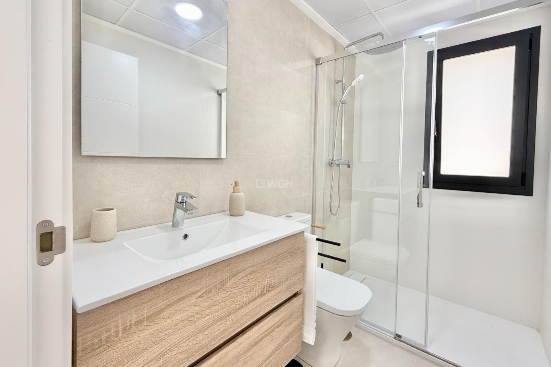 New Build - Townhouse - Cox - San Fernando