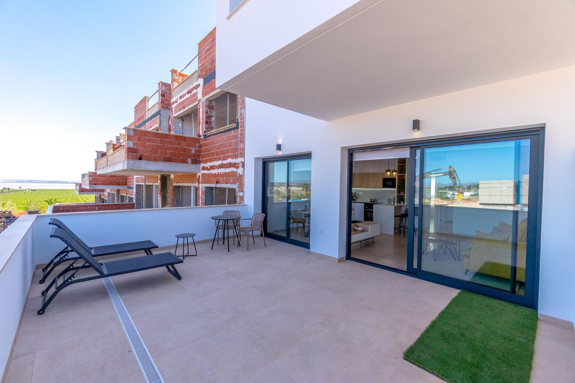 Nowy budynek - Bungalow - Torrevieja - Los Balcones