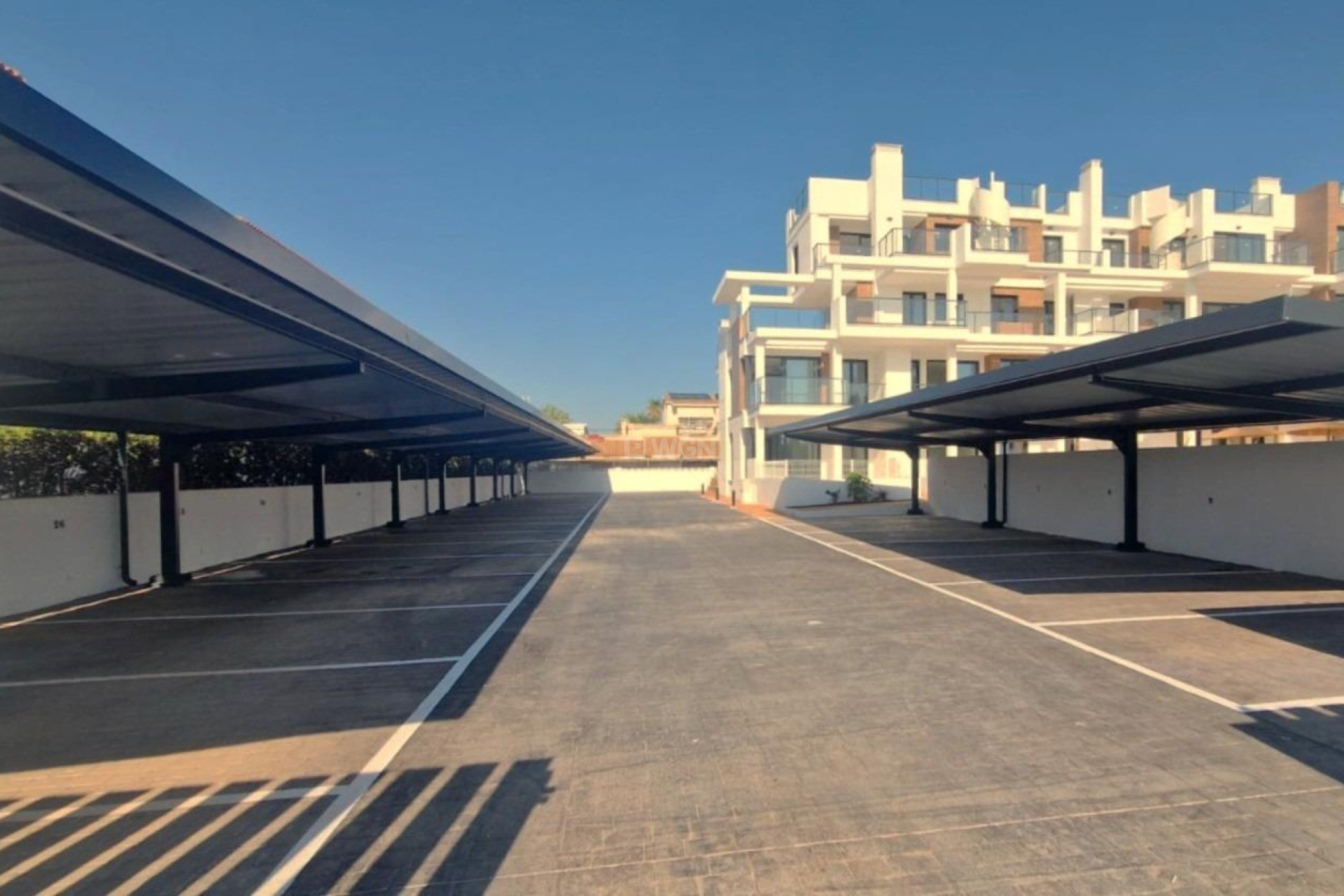 Nowy budynek - Daszek - Denia - Las Marinas km 2.5