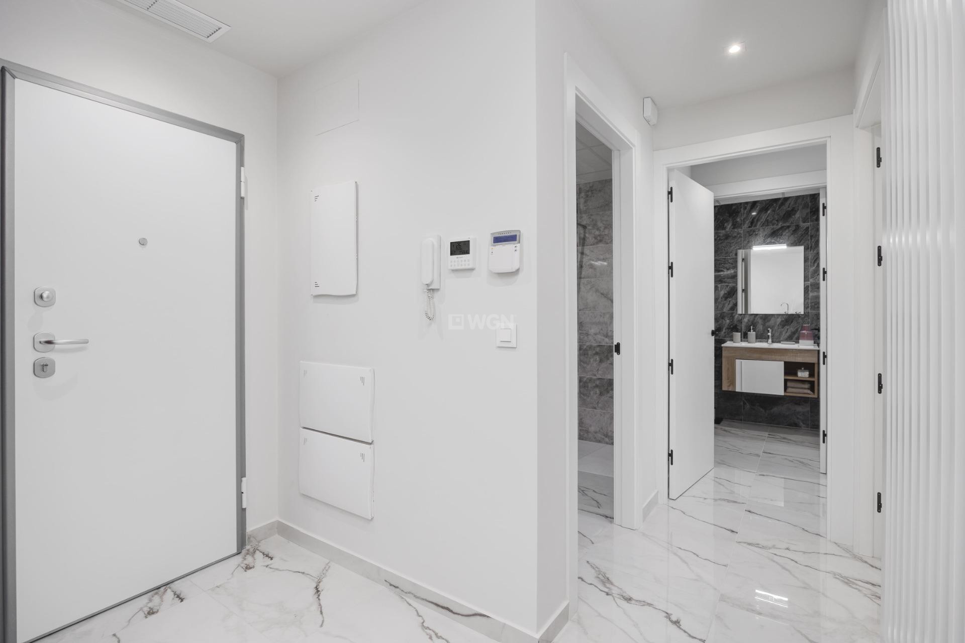 Nowy budynek - Daszek - San Miguel de Salinas - Pueblo