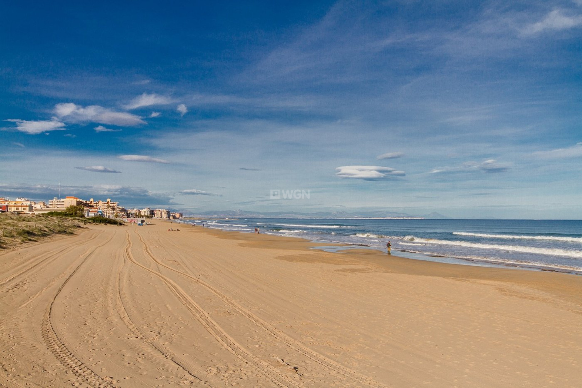 Nowy budynek - Daszek - Torrevieja - La Mata