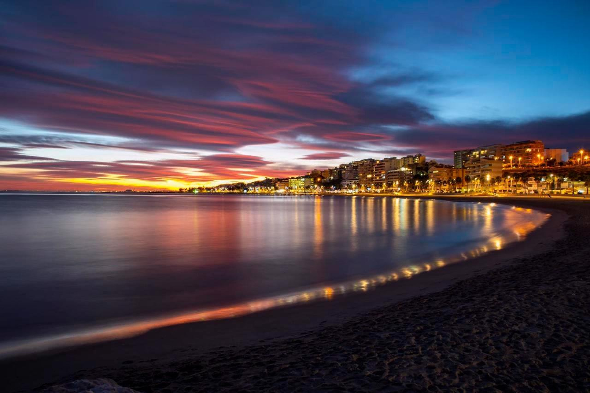 Nowy budynek - Daszek - Villajoyosa - La Tellerola