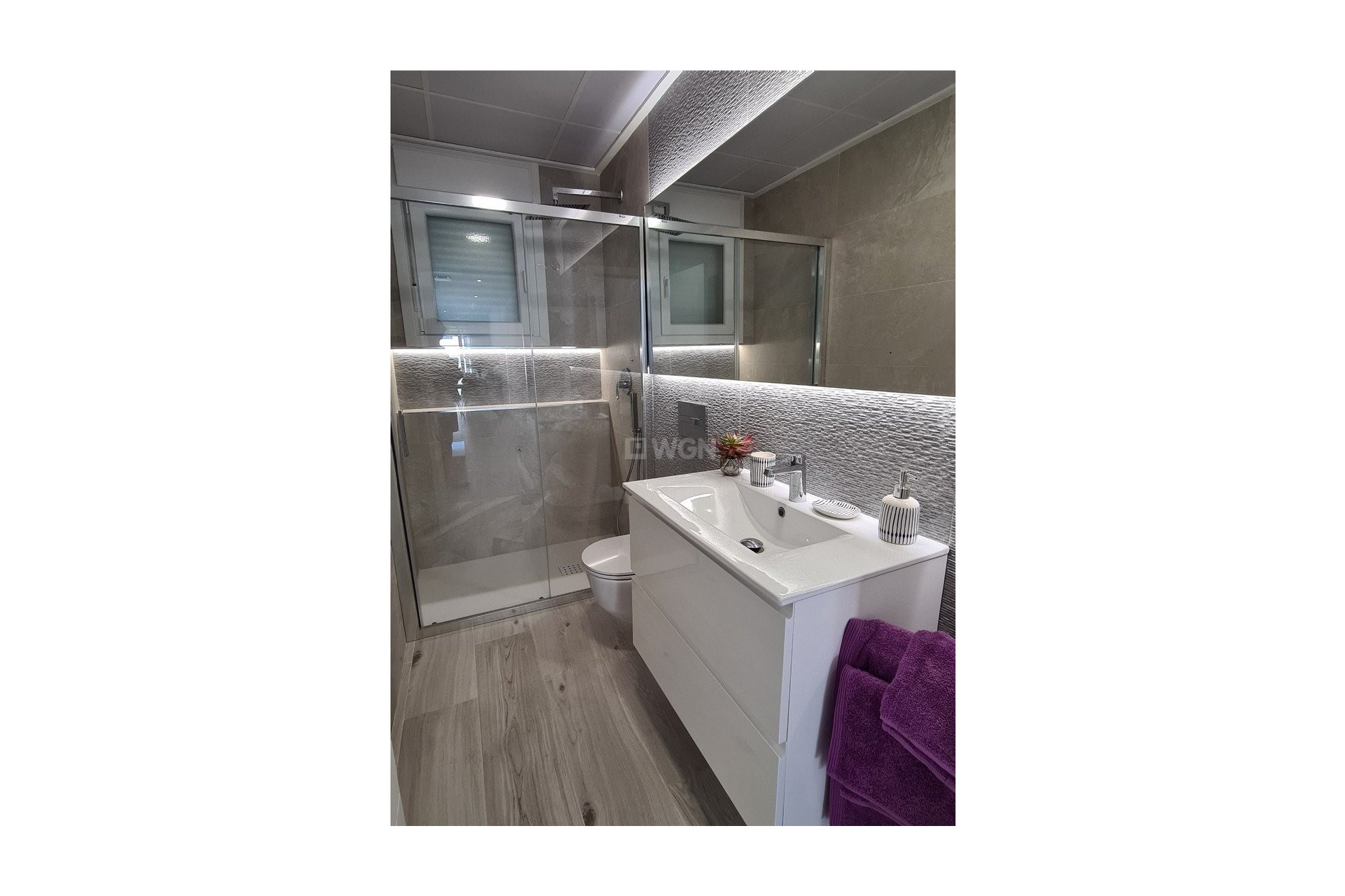 Nowy budynek - Kamienica - Avileses