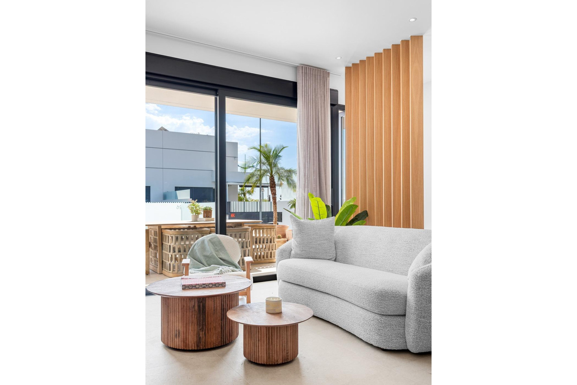 Nowy budynek - Kamienica - Dolores - Sector 3