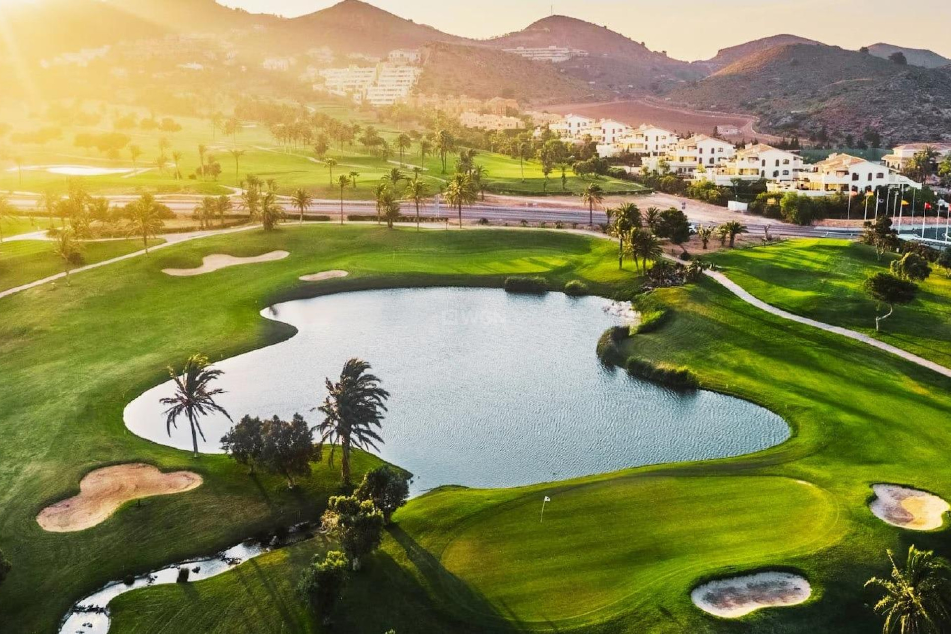 Nowy budynek - Kamienica - La Manga del Mar Menor - La Manga