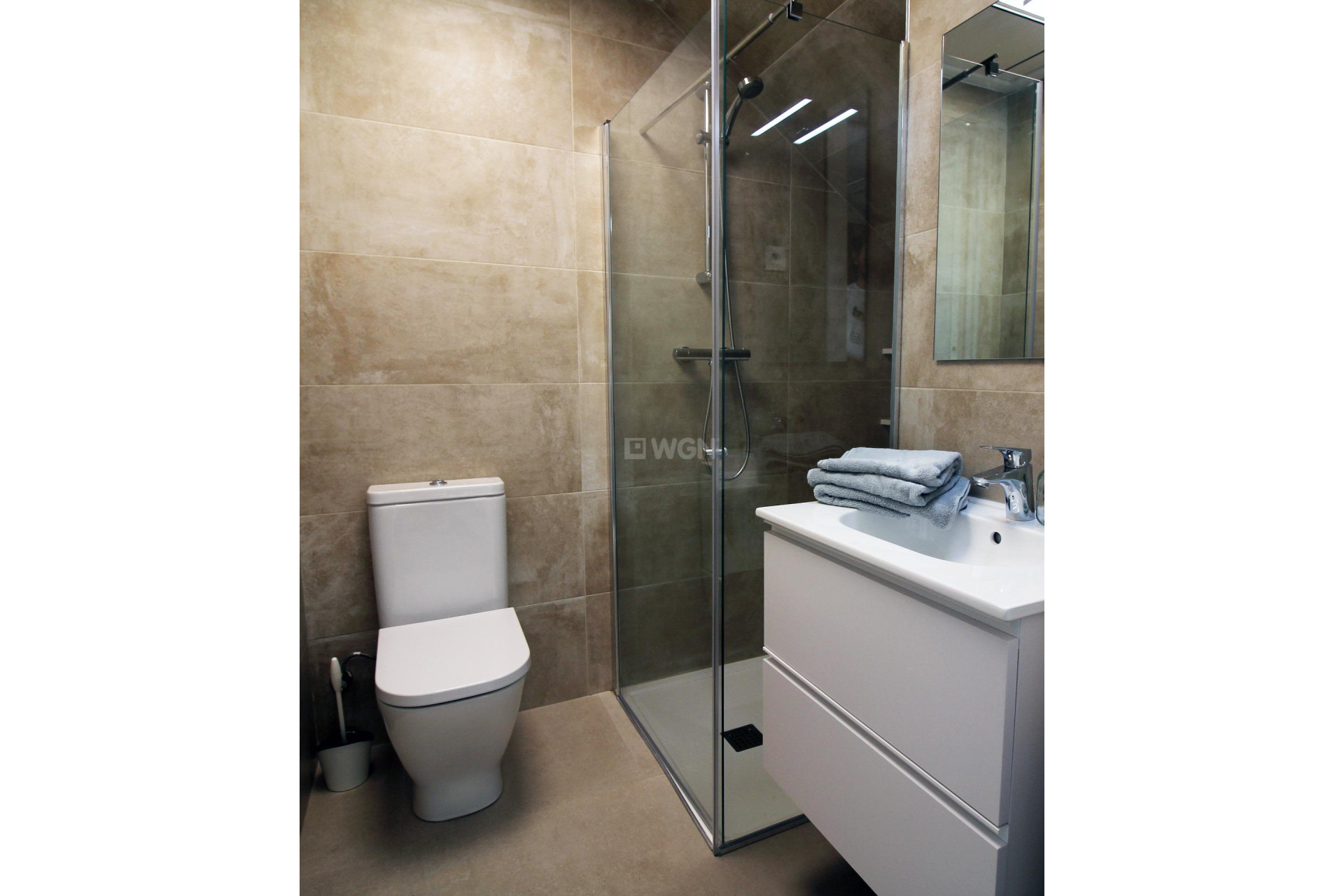 Nowy budynek - Kamienica - Pilar de la Horadada - parque Andromeda