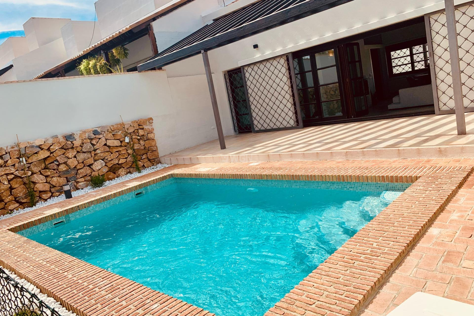 Nowy budynek - Kamienica - Sucina - Peraleja Golf