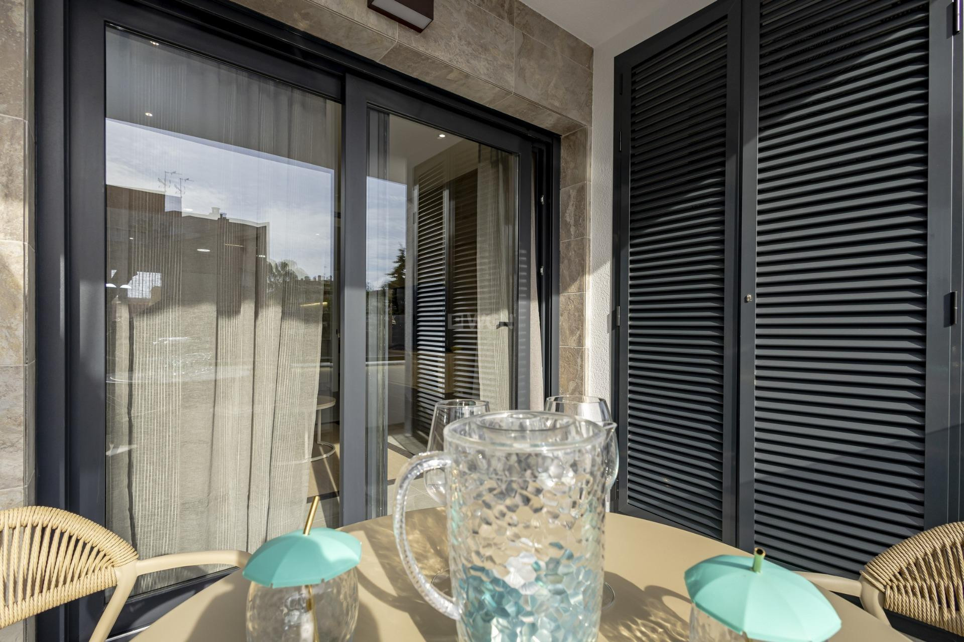 Nowy budynek - Mieszkanie w bloku - Torrevieja - Nueva Torrevieja
