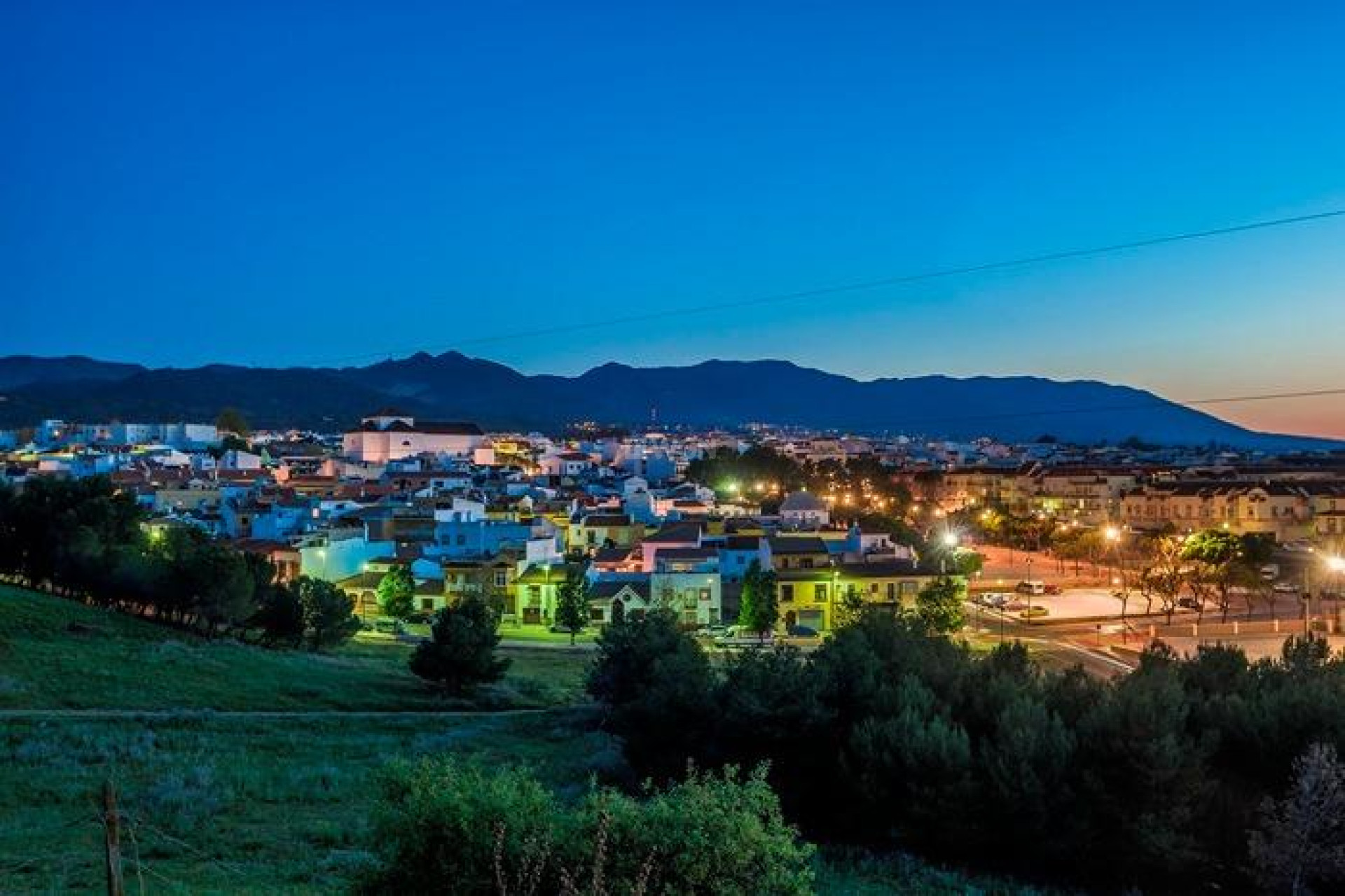 Nowy budynek - Villa - Alhaurín de la Torre - Pinos De Alhaurín