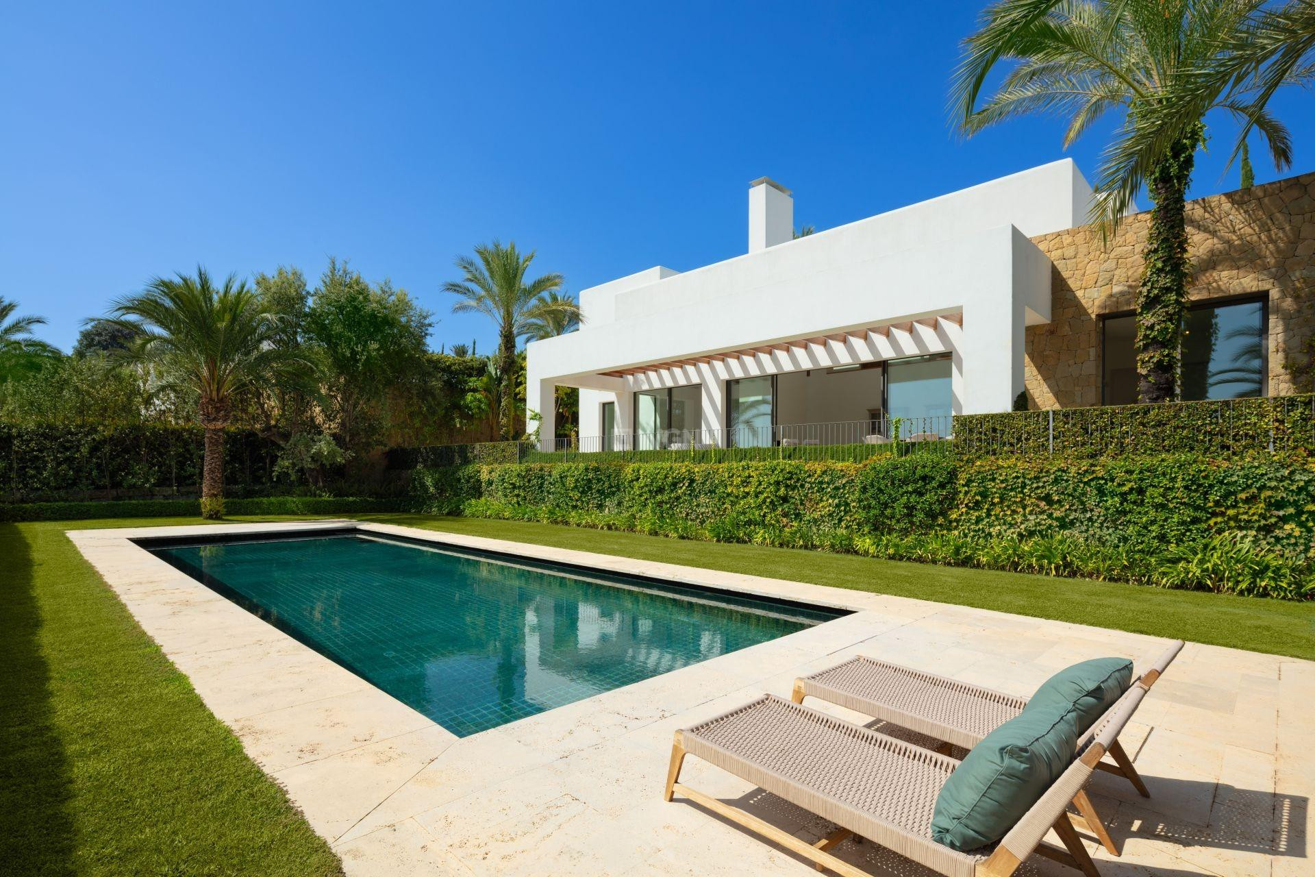 Nowy budynek - Villa - Casares - Pedregales