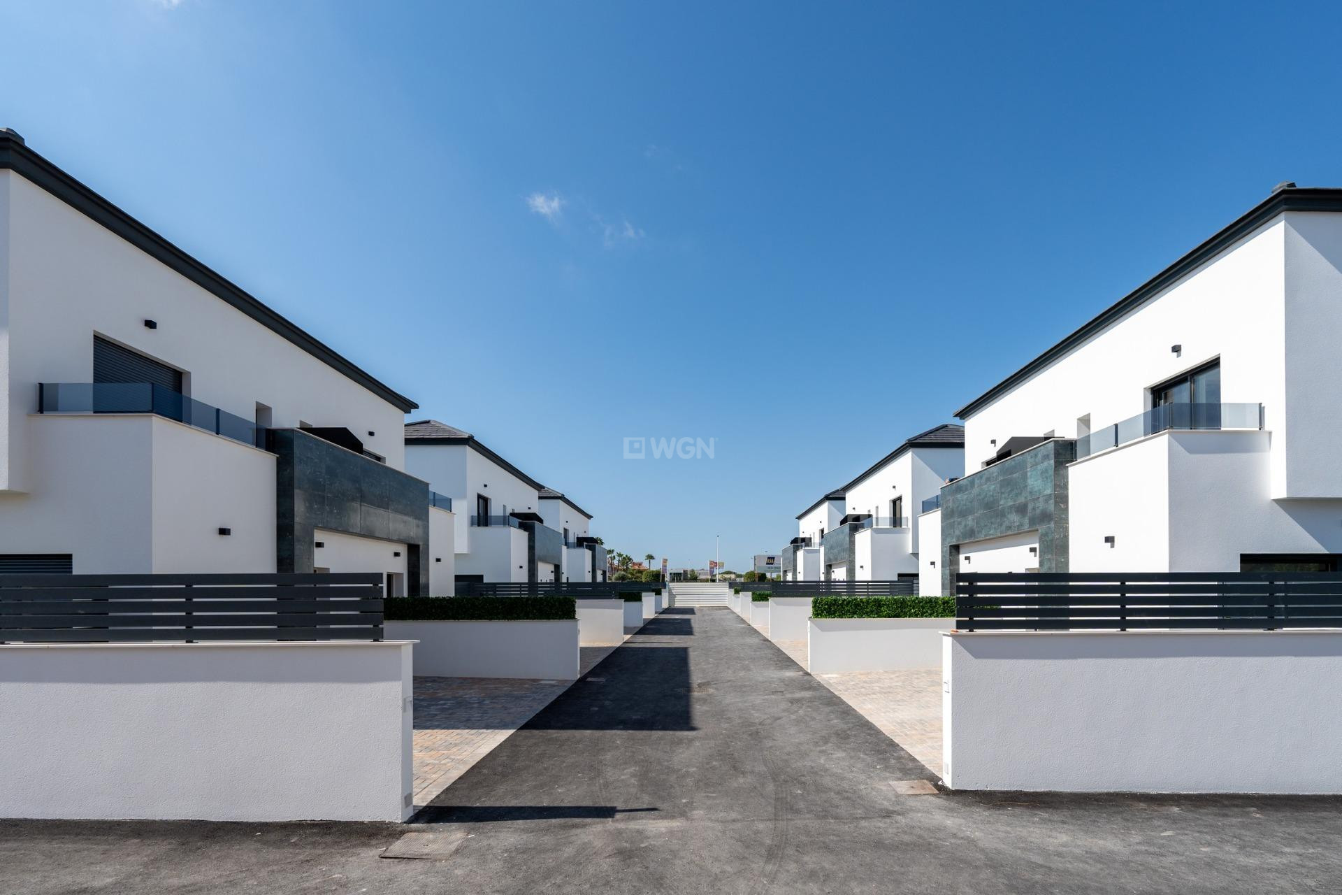 Nowy budynek - Villa - Gran Alacant