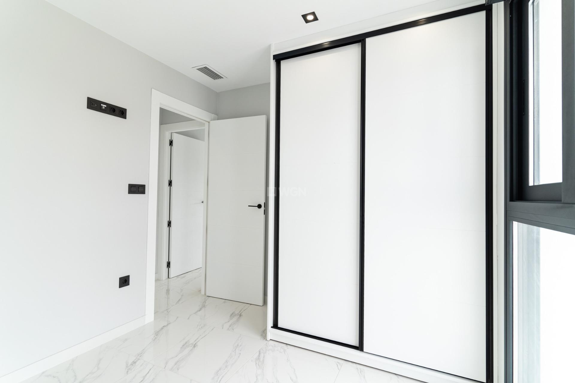 Nowy budynek - Villa - Orihuela Costa - Punta Prima