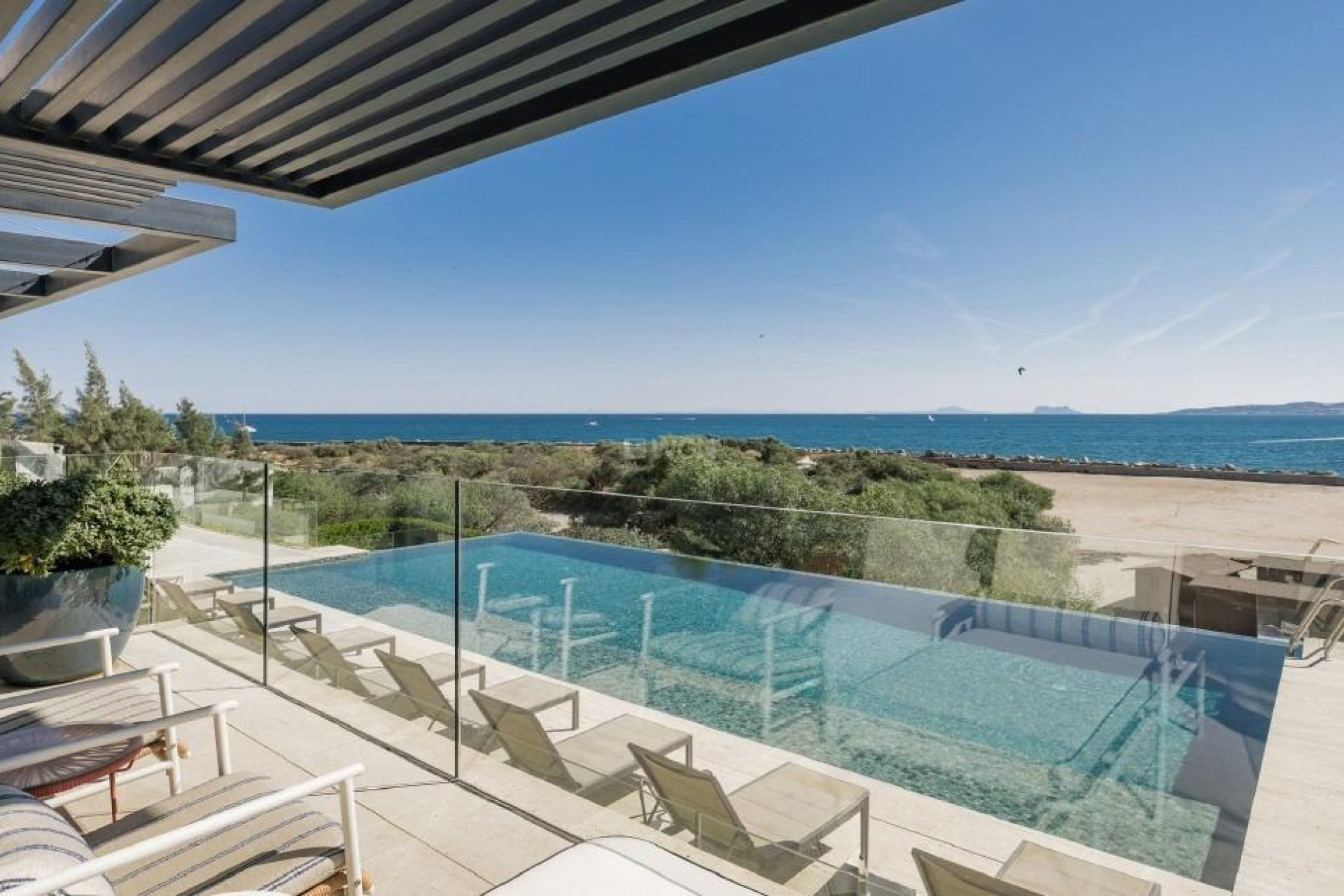 Obra nueva - Apartamento / piso - Estepona - Playa del Cristo