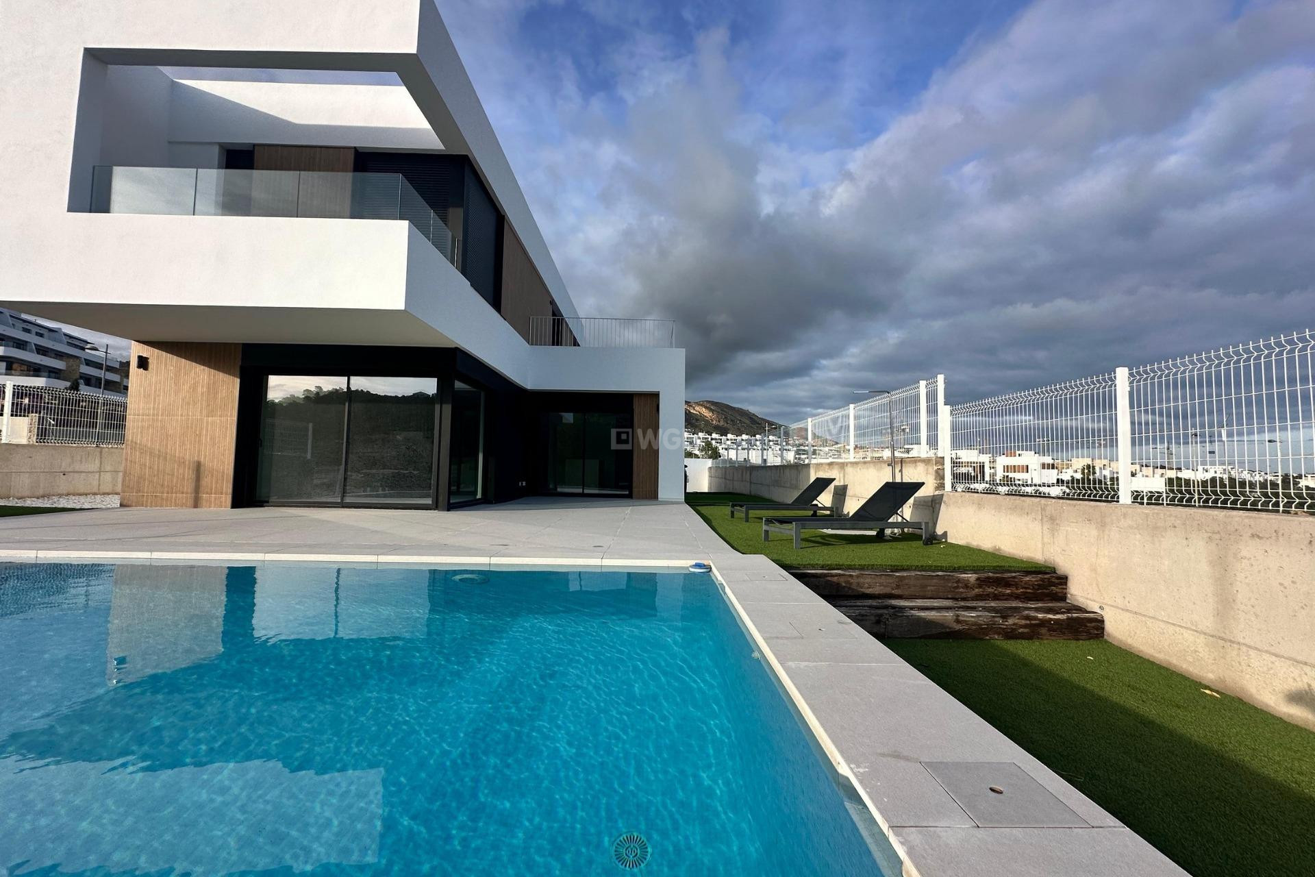 Obra nueva - Villa - Finestrat - Campana Garden