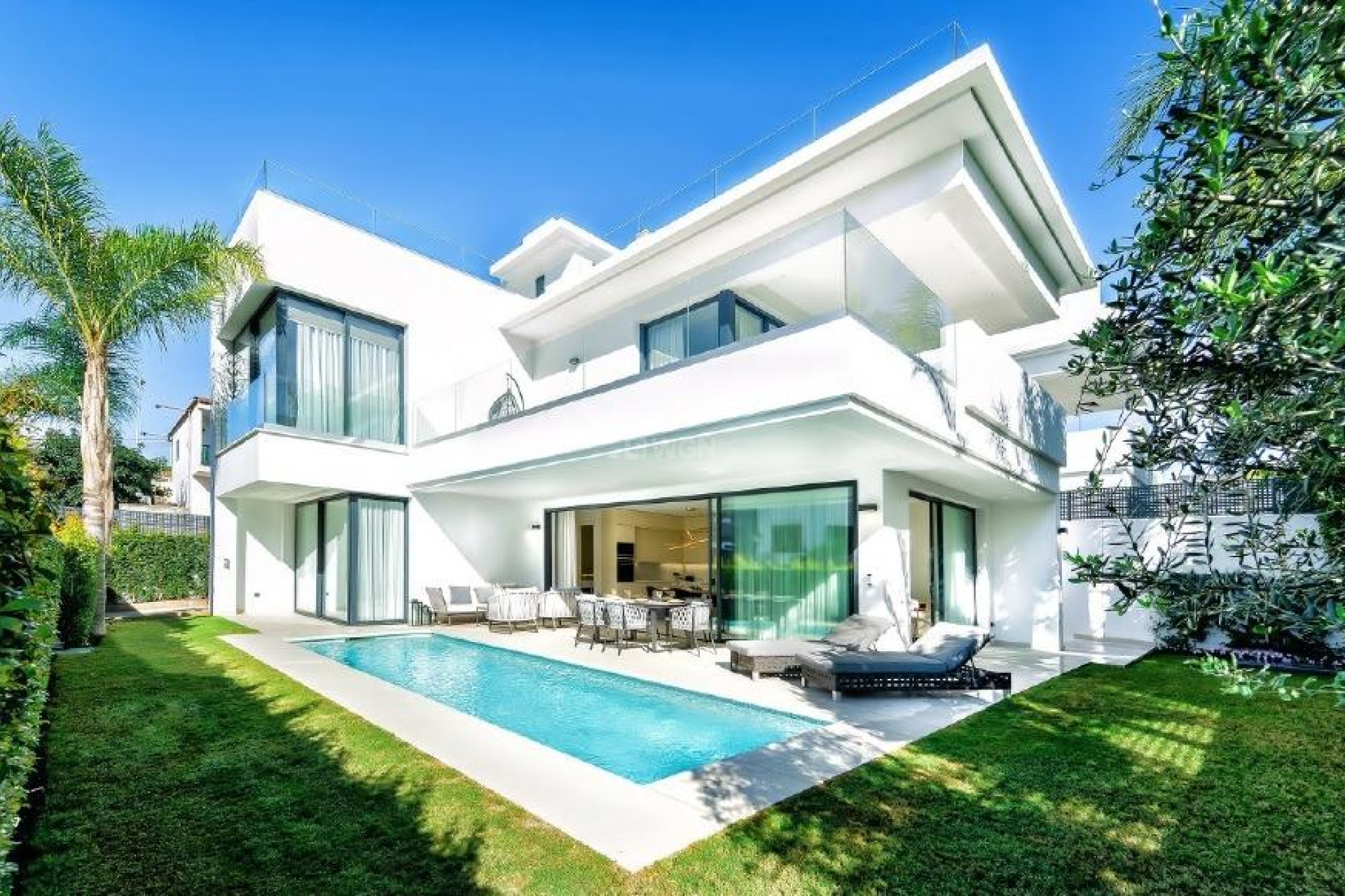 Obra nueva - Villa - Marbella - The Golden Mile