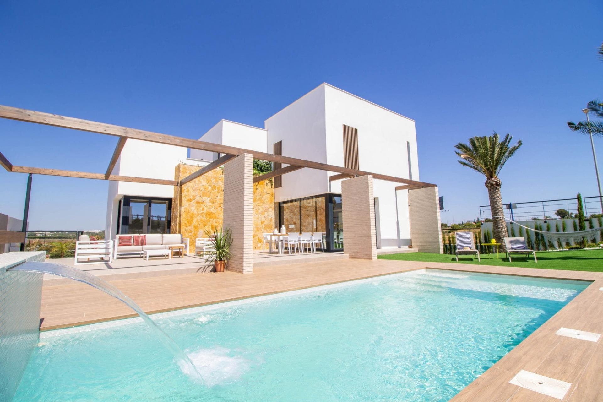 Obra nueva - Villa - Orihuela Costa - Campoamor