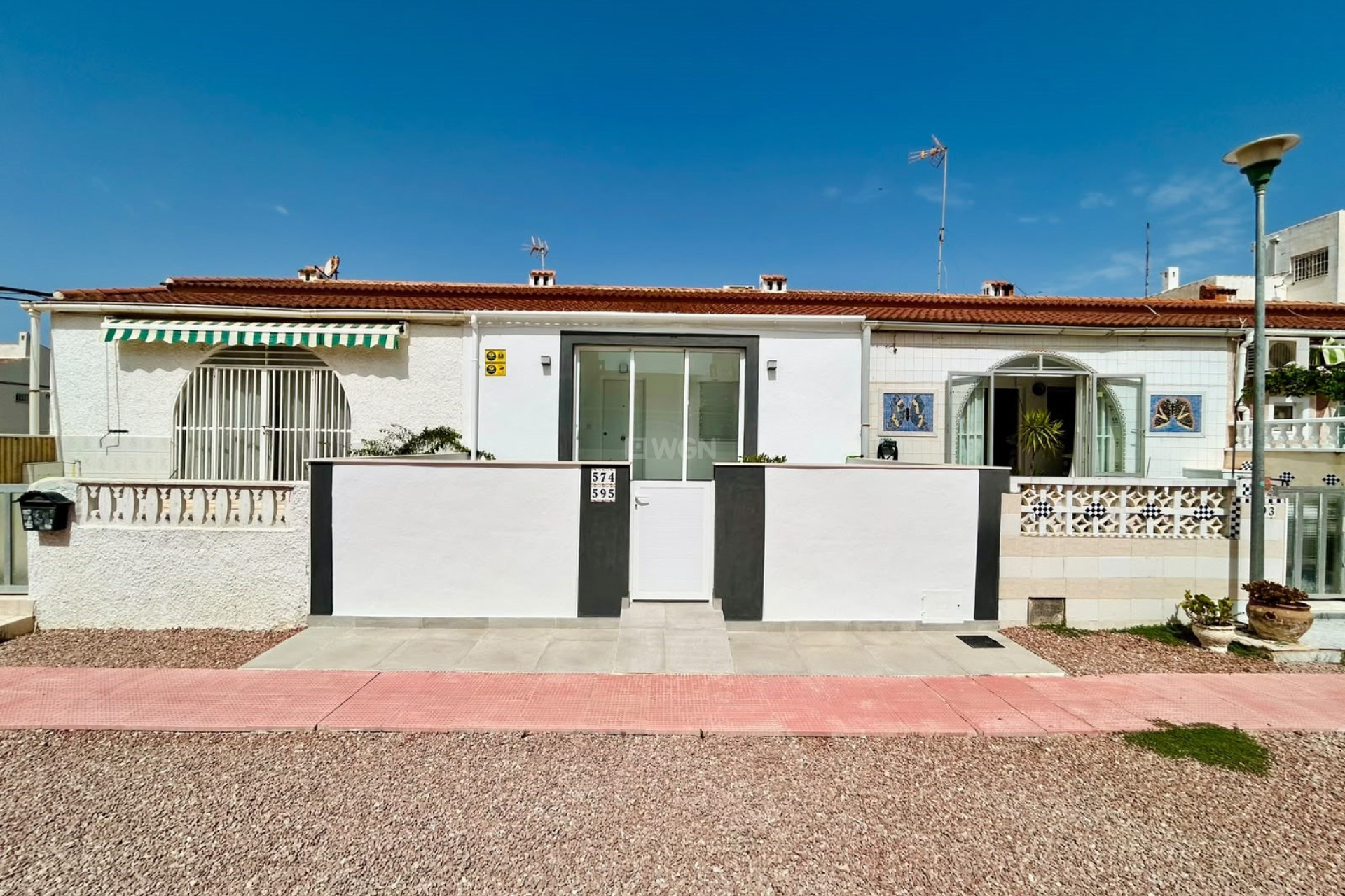 Odsprzedaż - Bungalow - La Siesta - Costa Blanca