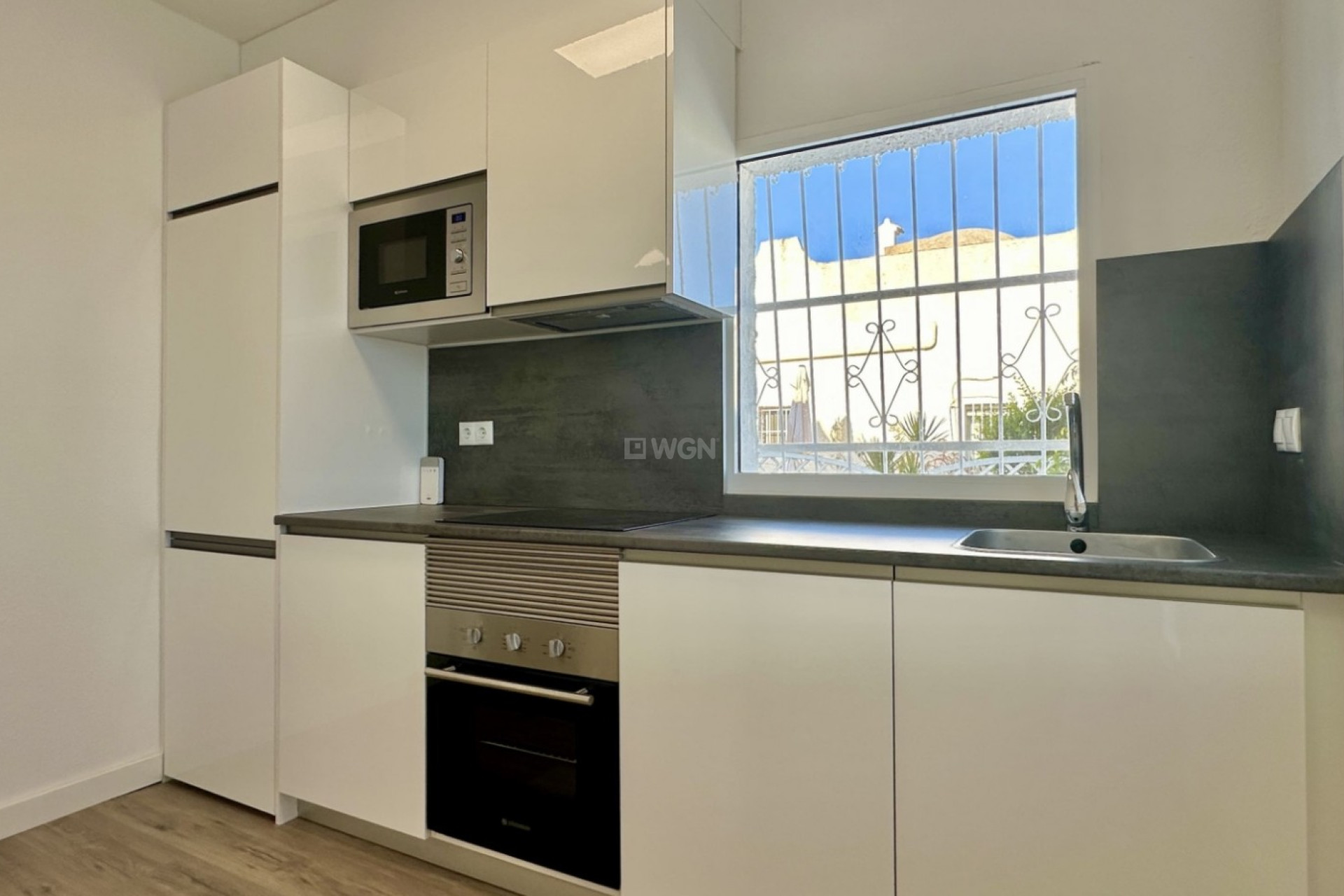 Odsprzedaż - Bungalow - Orihuela Costa - Costa Blanca