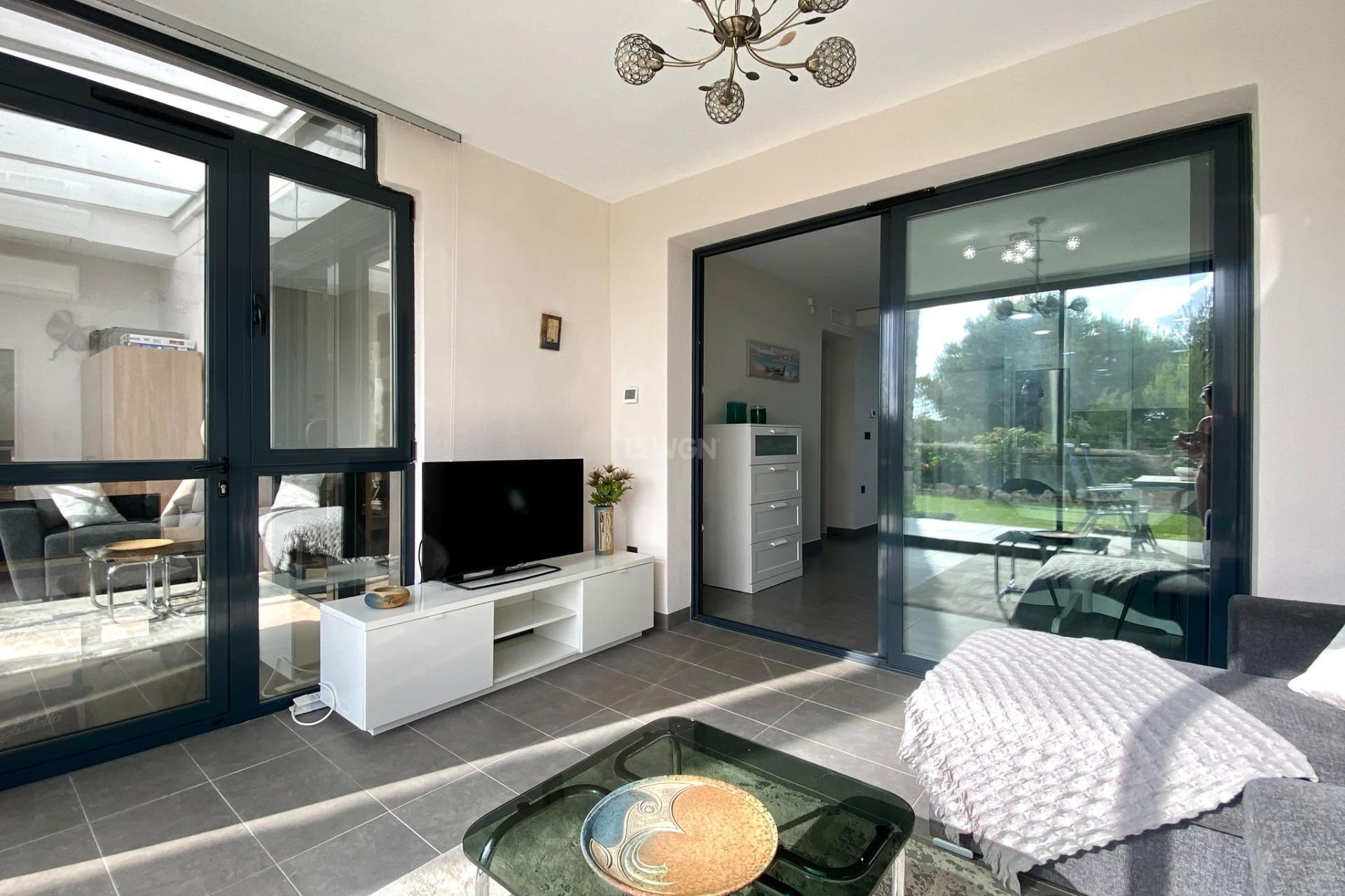 Odsprzedaż - Bungalow - Orihuela Costa - Las Ramblas
