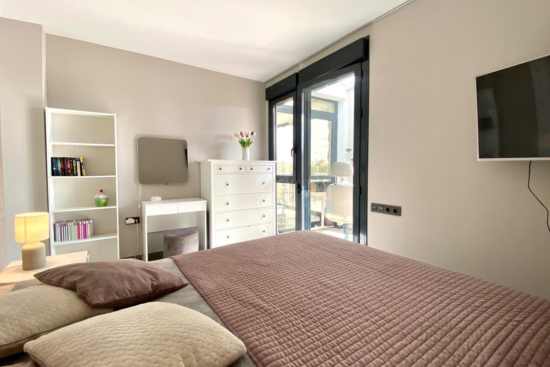Odsprzedaż - Bungalow - Orihuela Costa - Las Ramblas