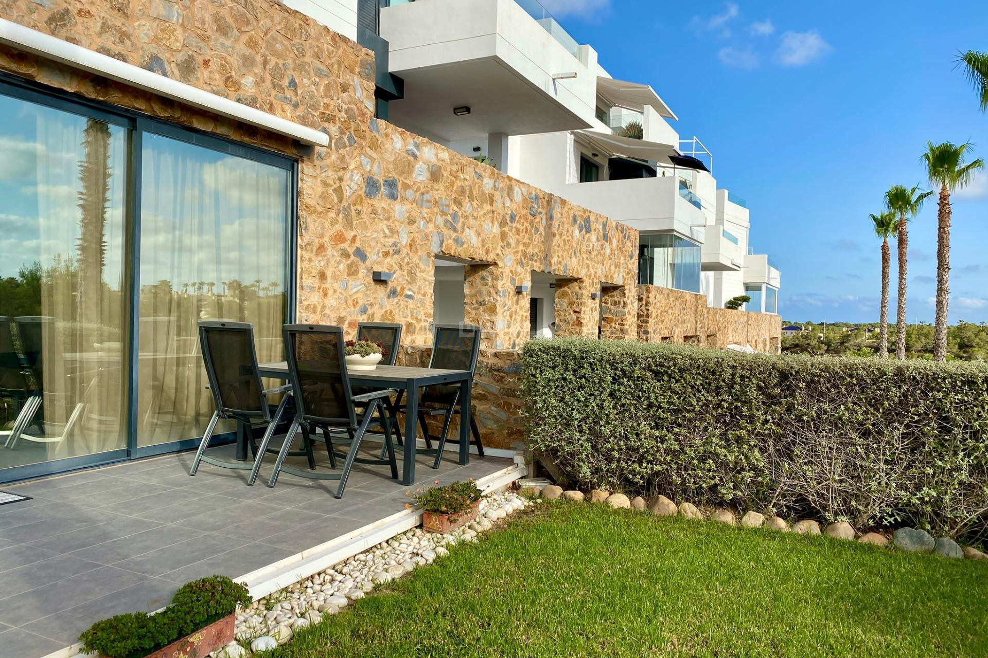 Odsprzedaż - Bungalow - Orihuela Costa - Las Ramblas