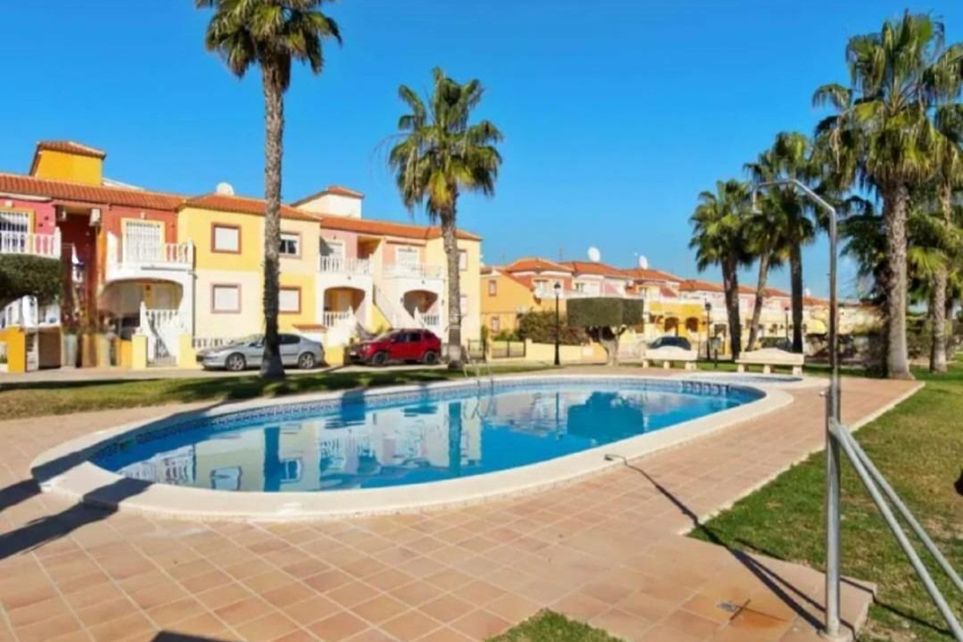 Odsprzedaż - Bungalow - Orihuela Costa - Lomas de Cabo Roig