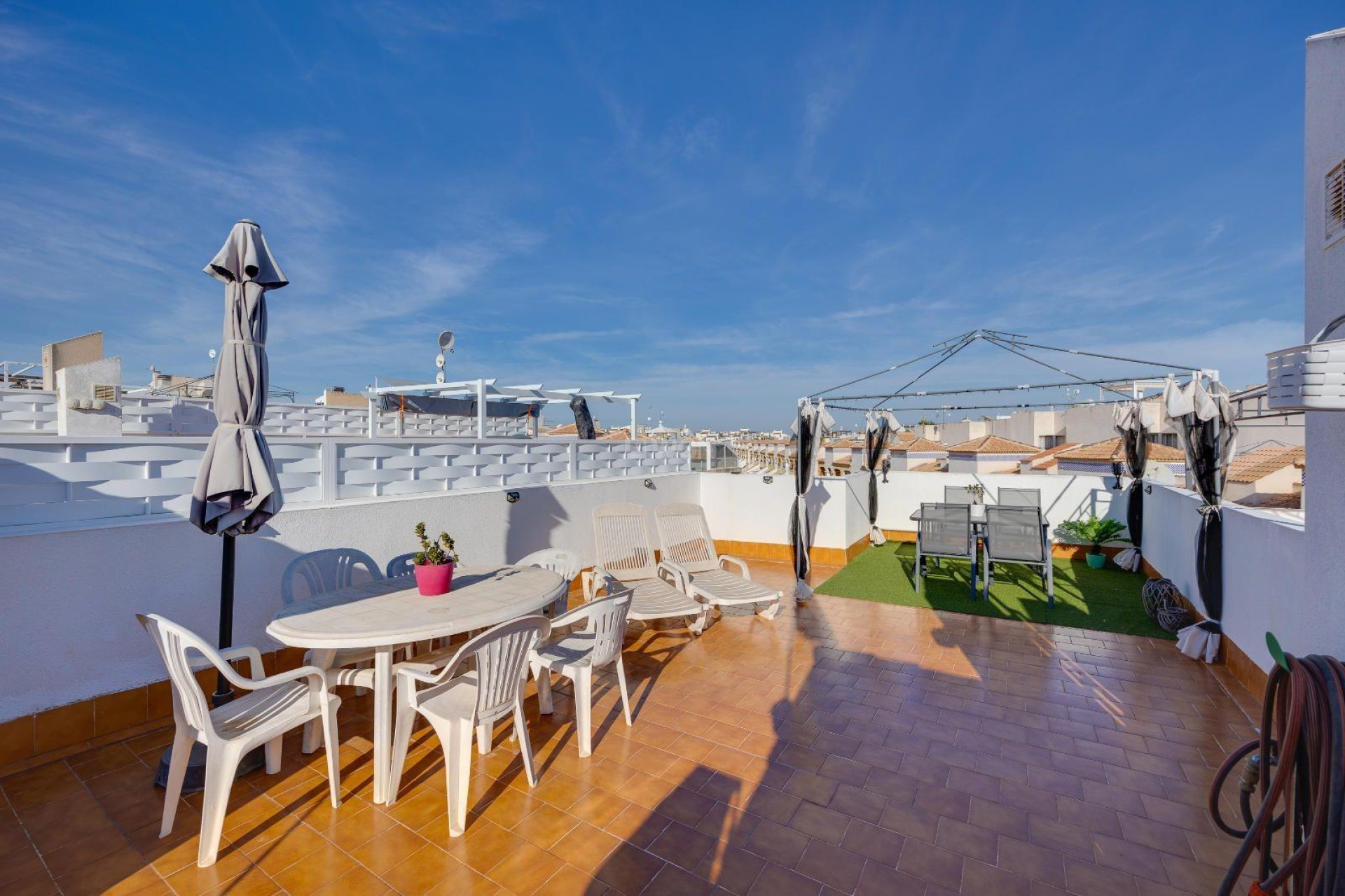 Odsprzedaż - Bungalow - Orihuela Costa - Los Altos