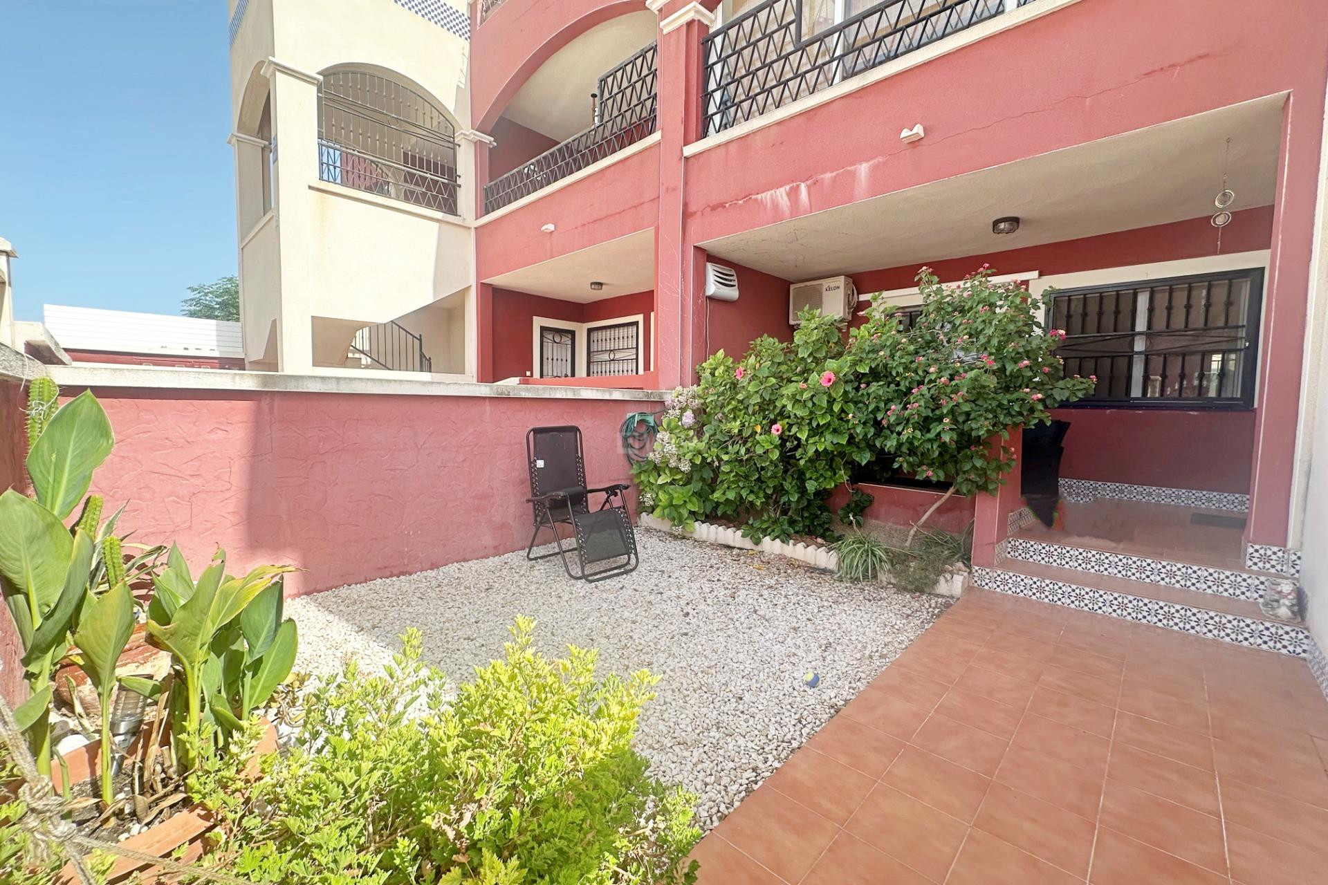 Odsprzedaż - Bungalow - Orihuela Costa - Los Altos