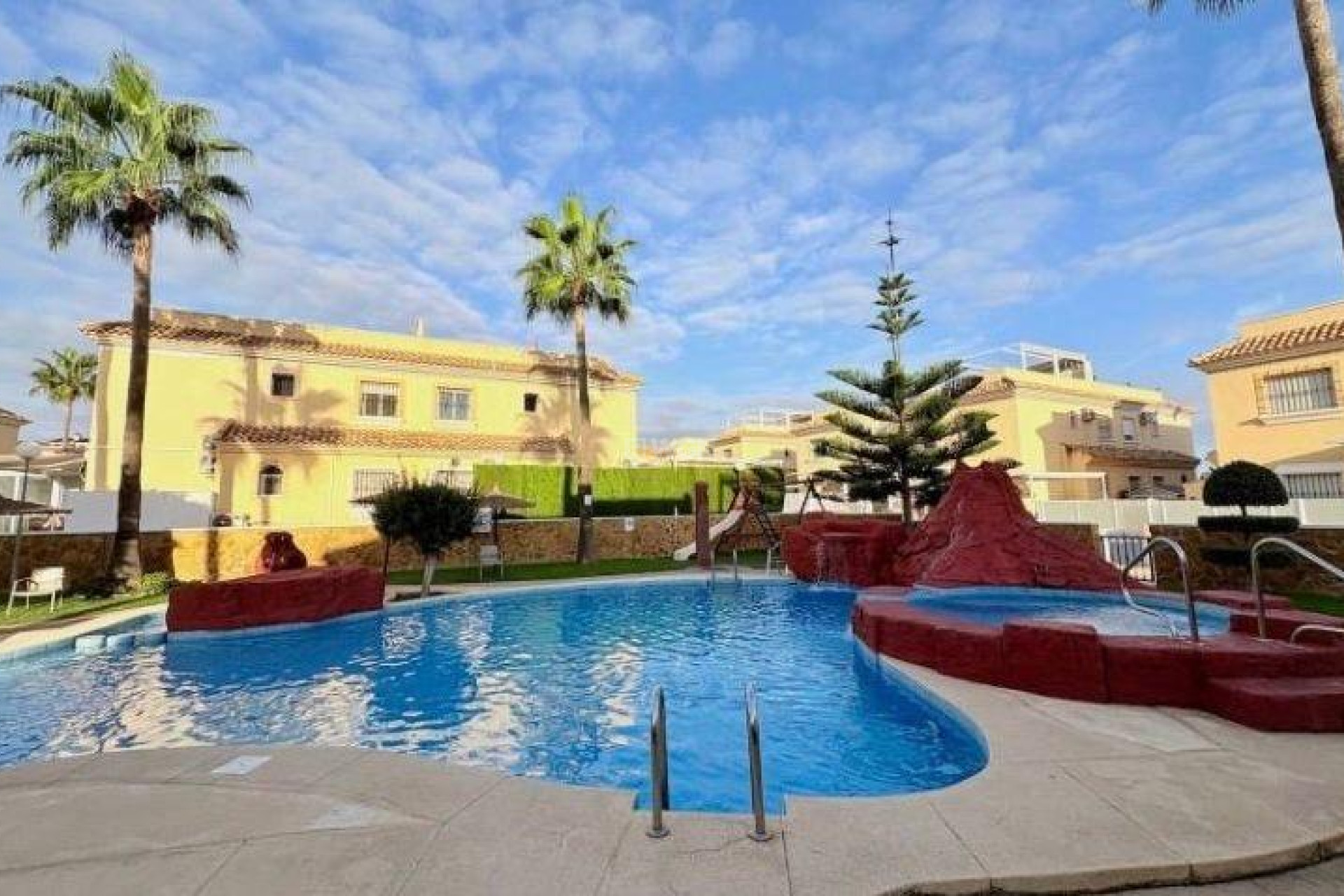 Odsprzedaż - Bungalow - Orihuela Costa - Los Dolses