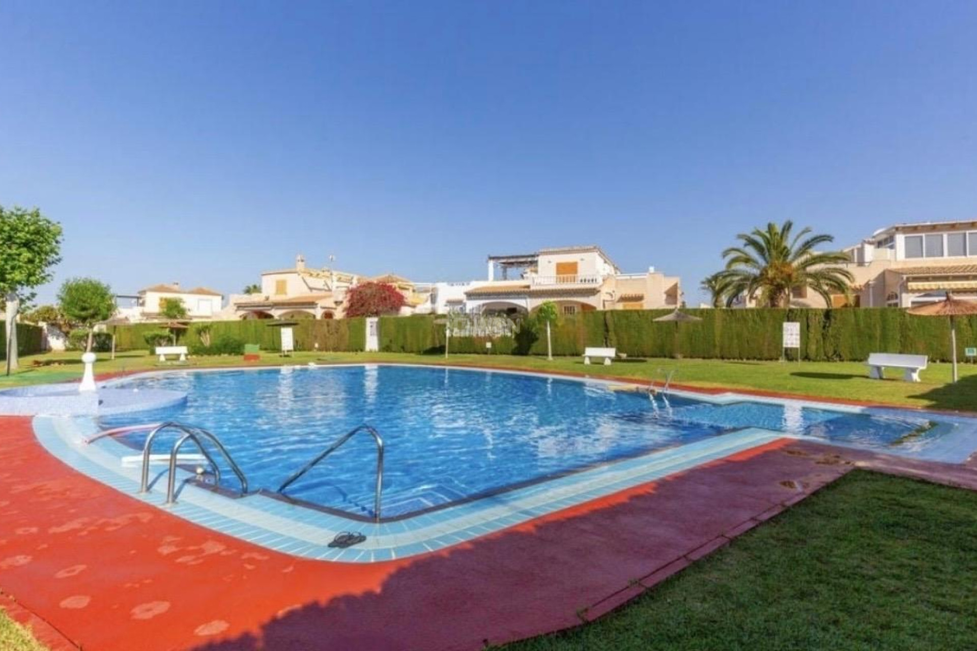 Odsprzedaż - Bungalow - Orihuela Costa - Playa Flamenca Norte